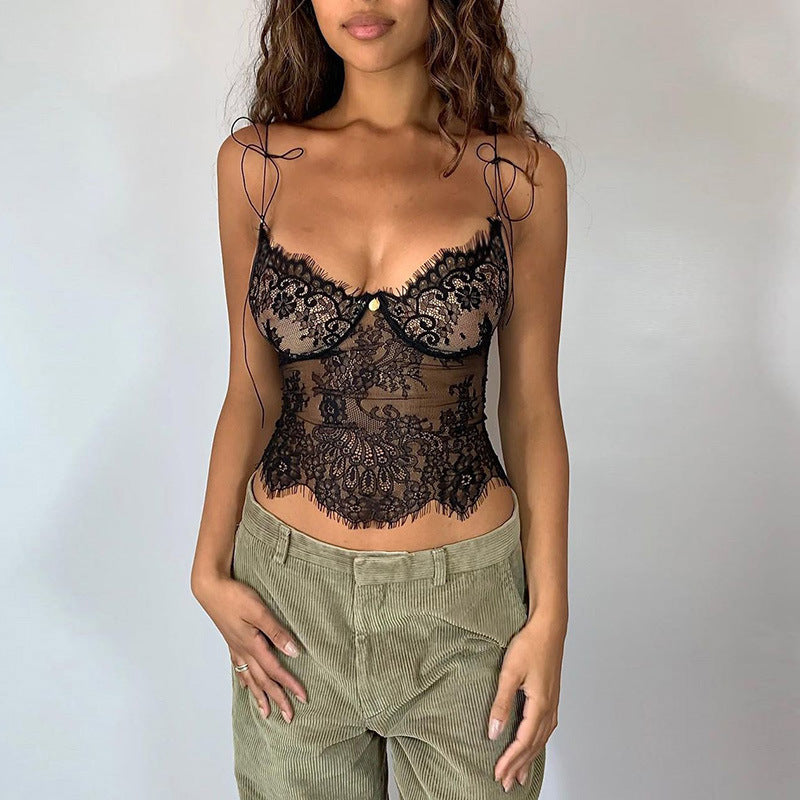 Sexy Lace Crop Top – Verführerisch & Selbstbewusst